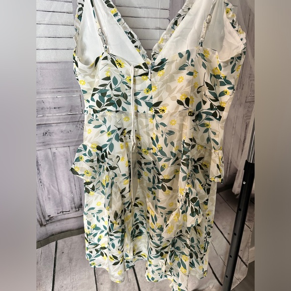 Yellow and green mini dress - Picture 7 of 8